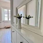 아파트 Center, Modern House With Ac And Wi-fi 올비아