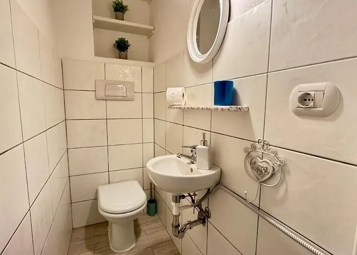 公寓 Center, Modern House With Ac And Wi-fi *